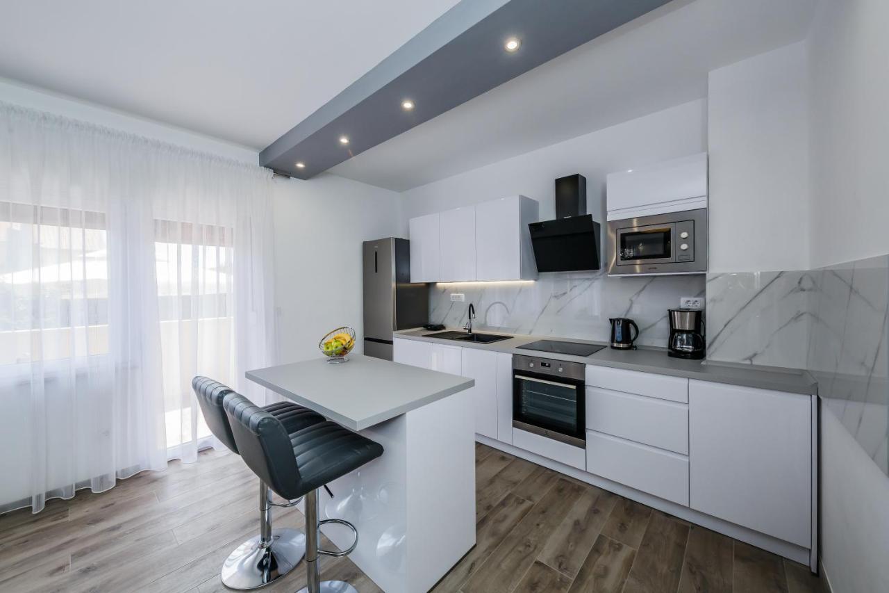 Luxury Apartment Maris Kaštela Buitenkant foto